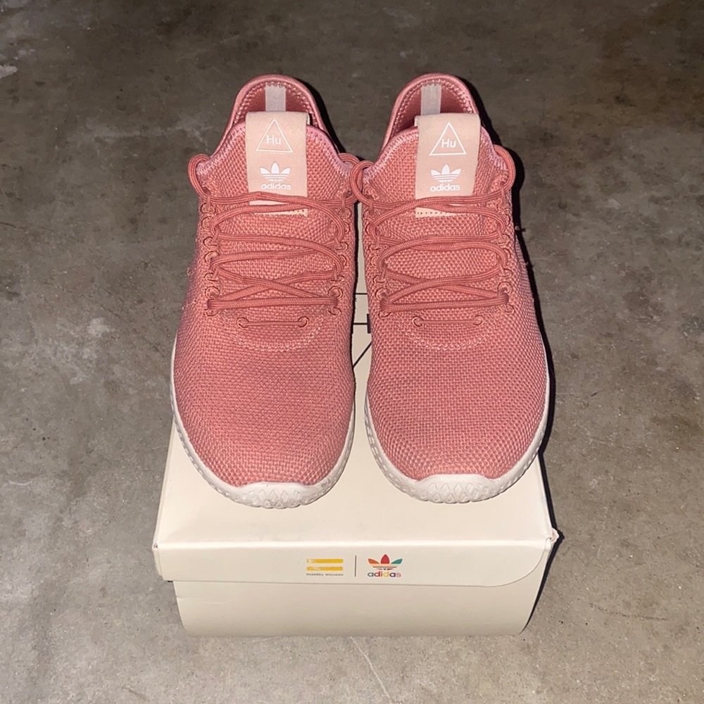 Adidas Pharrell Williams Sneaker Size 6.5